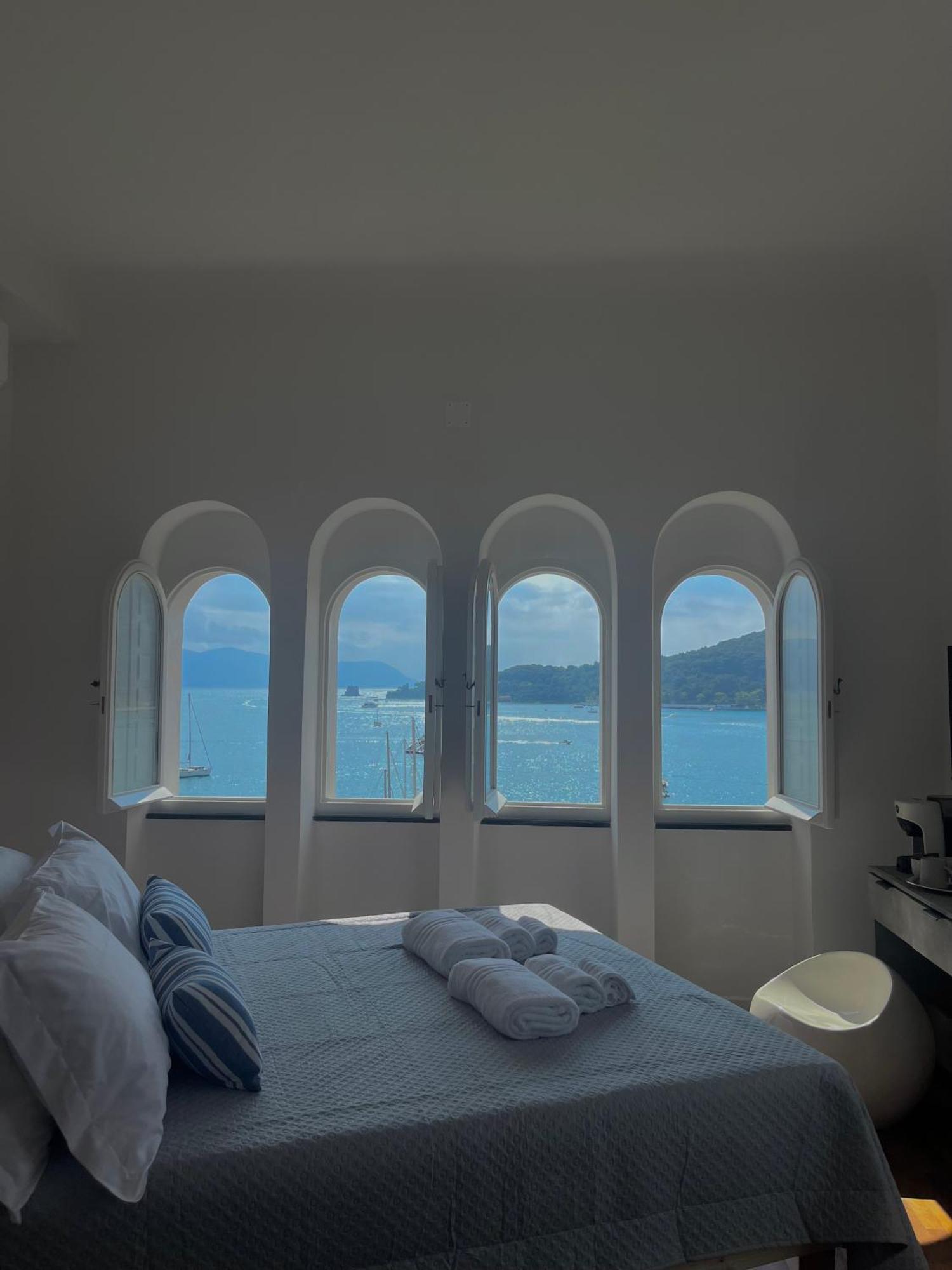 Hotel Le Finestre Veneris Porto Venere Exterior foto