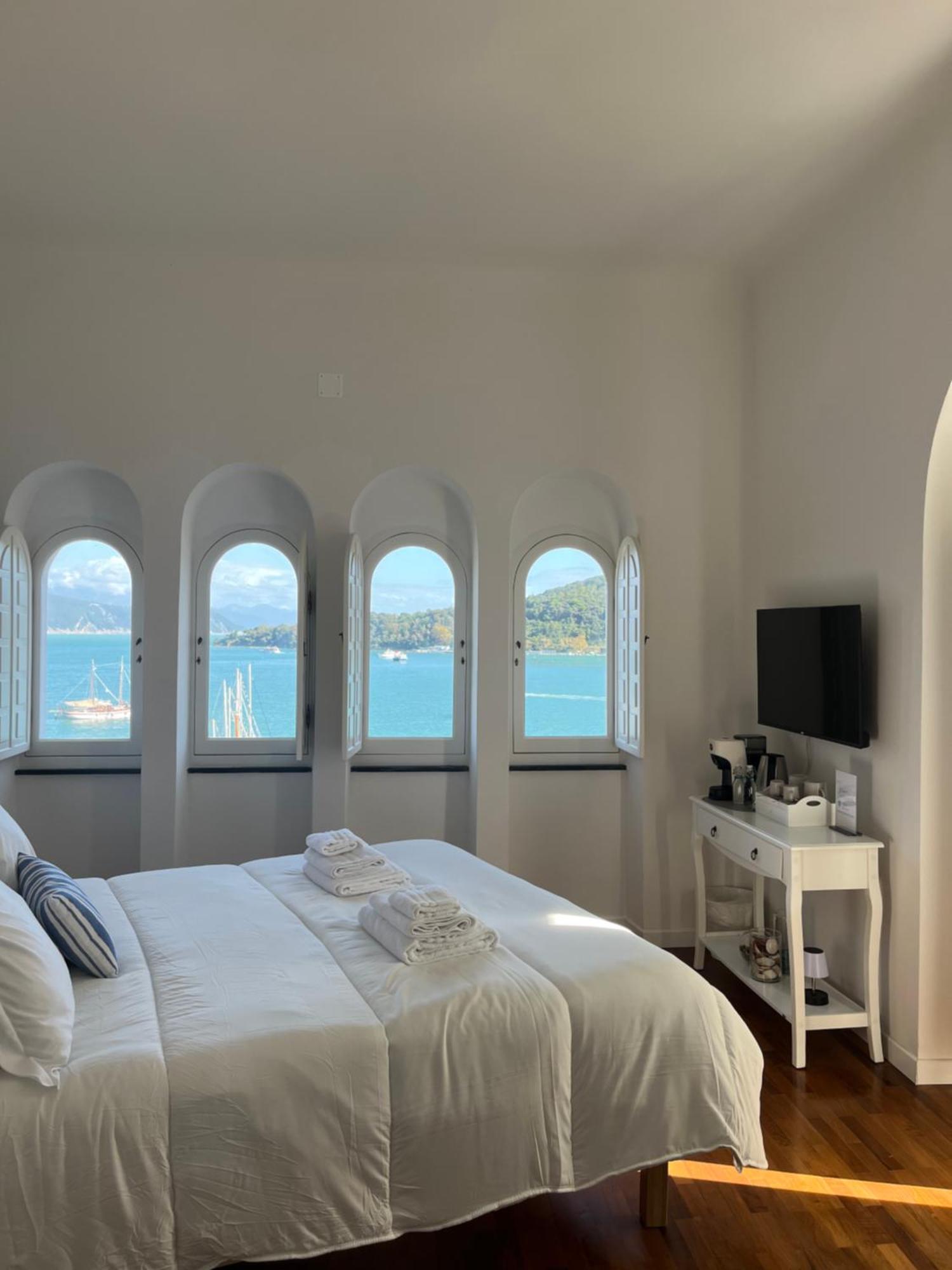 Hotel Le Finestre Veneris Porto Venere Exterior foto